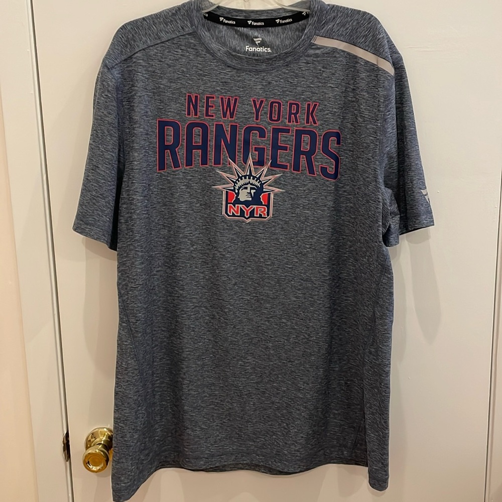 New York Rangers tee size XL